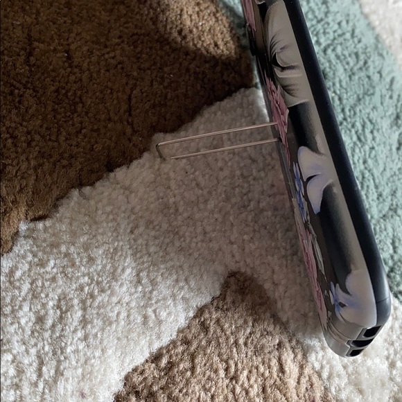 IPhone case - Picture 3 of 3